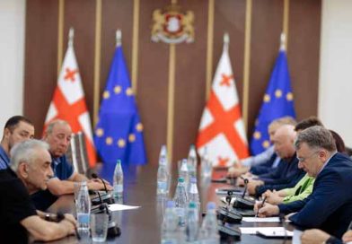 ვაშლის კონცენტრატი, შეხვედრა სამინისტროში